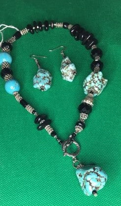 Turquoise and black onyx nugget necklace set