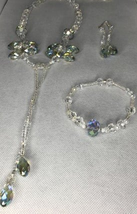 Clear crystal and shimmering blue beaded faceted necklace set. - RK Queen B elegant Jewelry